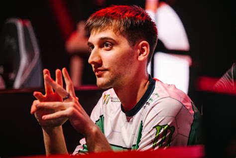 arteezy education.